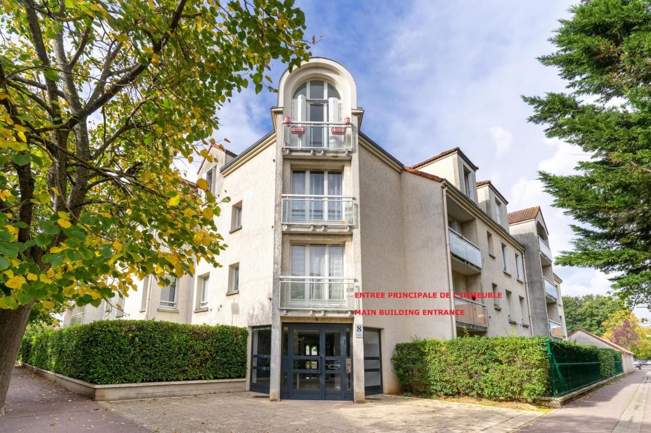Logement Noah Courcouronnes Екстериор снимка